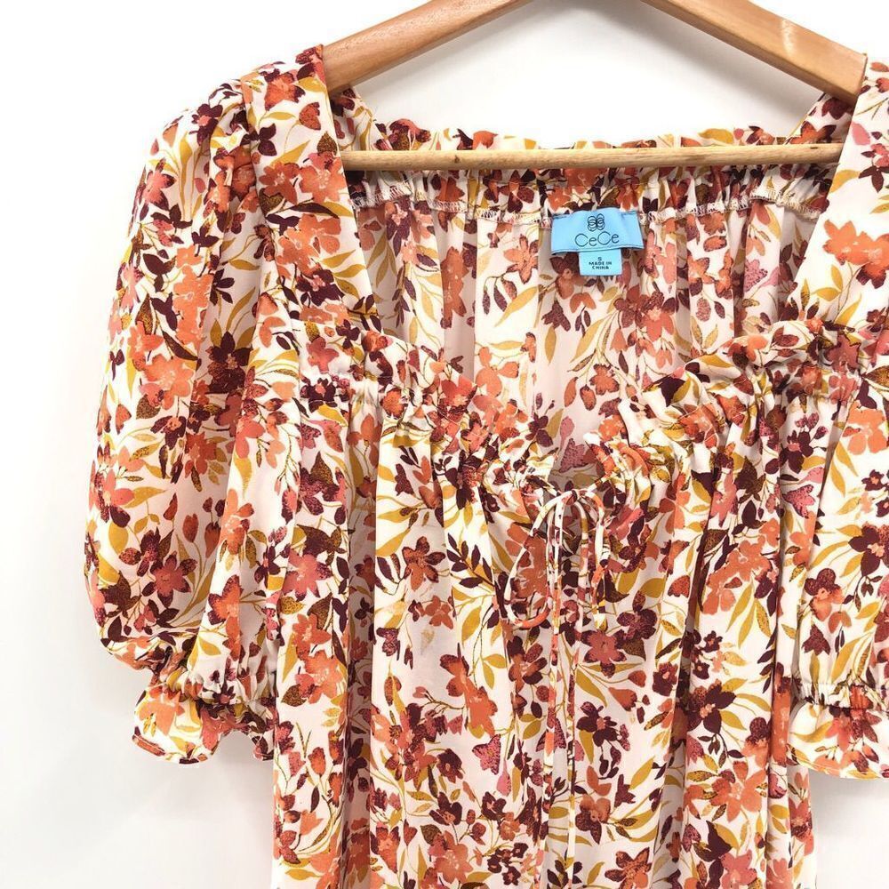 CECE‎ Floral Keyhole Short Sleeve Blouse
CREAM/ ROSE/ YELLOW - Picture 4 of 10